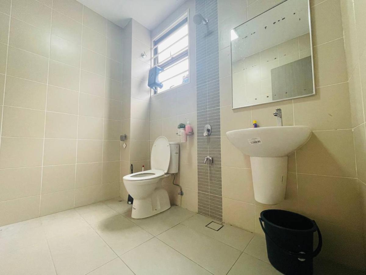Homestay 3Br Near Setia Alam Shah Alam Luaran gambar